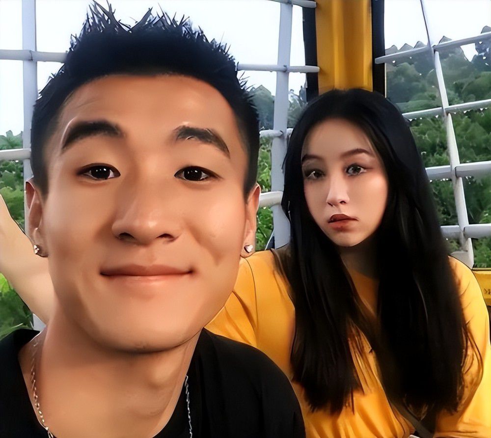 不过，虽然锡安后三个赛季的合同已经变成无保障，四名接受TA采访的NBA高管仍然表示鹈鹕几乎不可能裁掉锡安，除非情况变得特别严重。